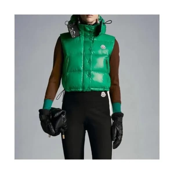 Moncler Womens Patch Logo Modern Duck Down Paddin… - 1