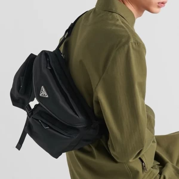 프라다 남성 블랙 슬링백 - Prada Mens Black Slingbag - prb156… - 1