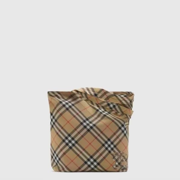 버버리 여성 기사 자수 핸드백 - Burberry Womens Equestrian Knig… - 1