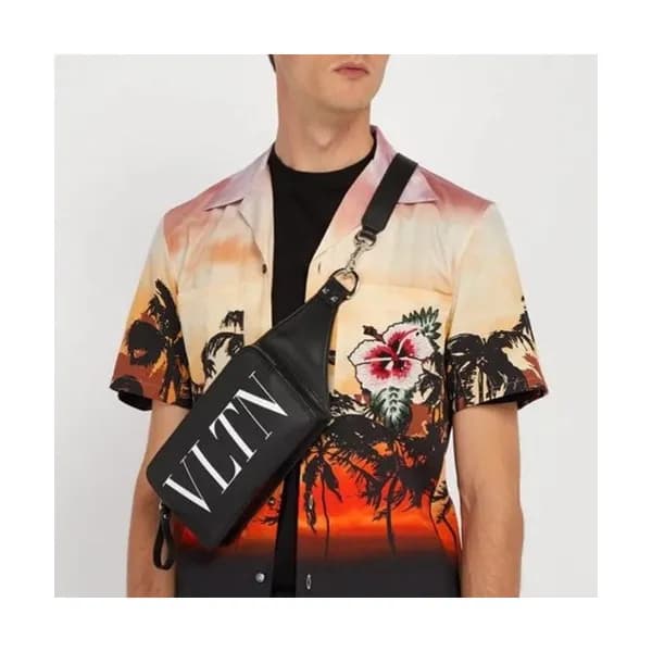 Valentino 2019 Leather Belt Bag,19/23.5CM - 발렌티노 … - 1