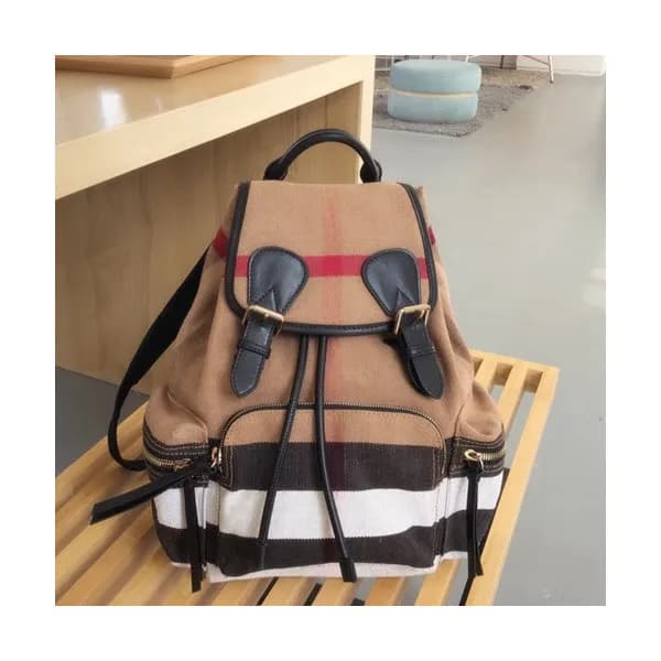 Burberry Canvas Back Pack , 33cm - 버버리 캔버스 남여공용 백팩… - 1