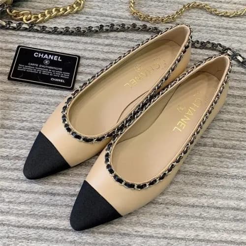 Chanel 2020 Women's Leather Flat - 샤넬 2020 여성용… - 1