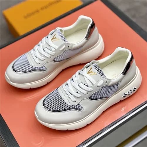 Louis Vuitton 2020 Men's Leather Sneakers - 루이… - 1