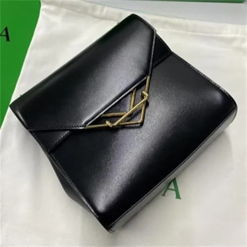 [보테가 베네타]Bottega Veneta 2021 The Clip Shoulder Bag… - 1