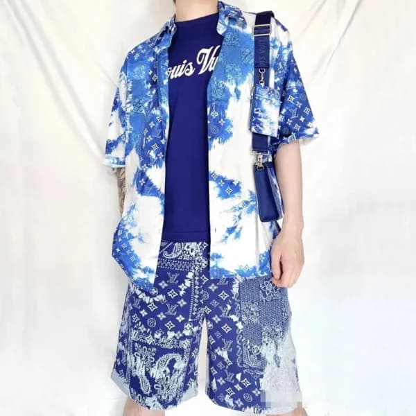 루이비통 남성 블루 크루넥 반팔티 - Mens Blue Tshirts - lou04898x - 1