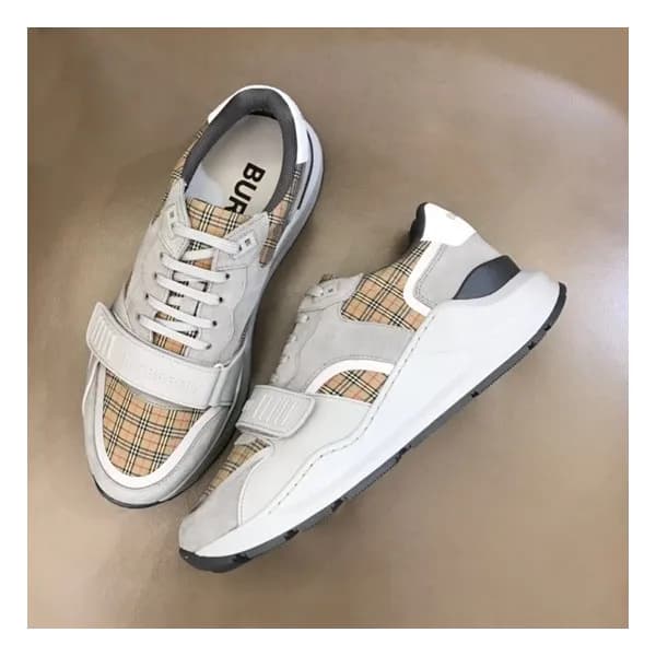 버버리 남성 벨크로 그레이 스니커즈 - Mens Gray Sneakers - bur0442… - 1