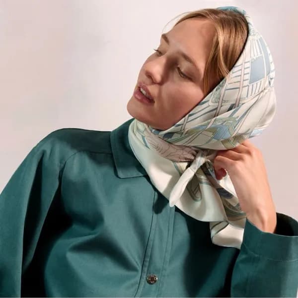 에르메스 여성 실크 스카프 - Hermes Womens Silk Scarf - acc439… - 1