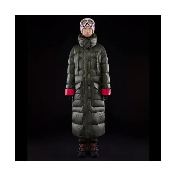 Moncler 2019 Mens Patch Logo Modern Goose Down Lo… - 1
