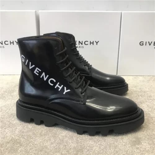 Givenchy 2020 Men's Leather Ankle Boots - 지방시 … - 1