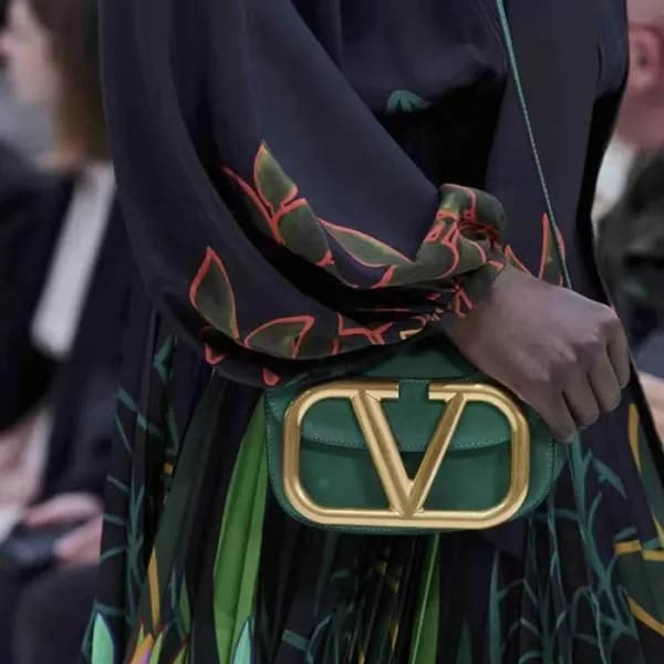 발렌티노 여성 그린 크로스백 - Valentino Womens Green Cross Bag… - 1