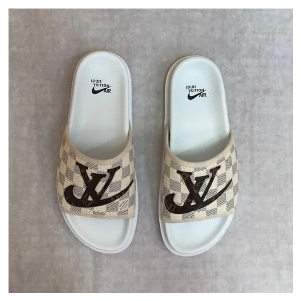 루이비통 남성 아이보리 슬리퍼 - Louis vuitton Mens Ivory Slippe… - 1