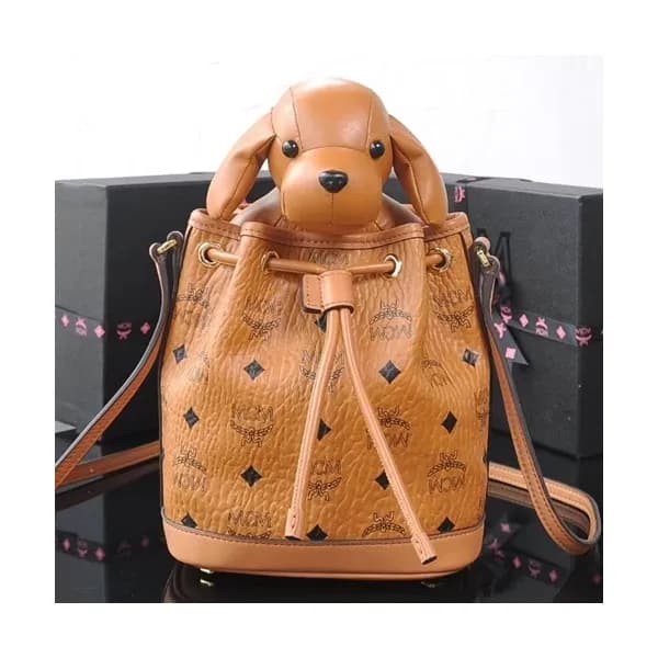 MCM 2019 Visetos Leather Shoulder Bag,17.5cm - 엠씨엠… - 1