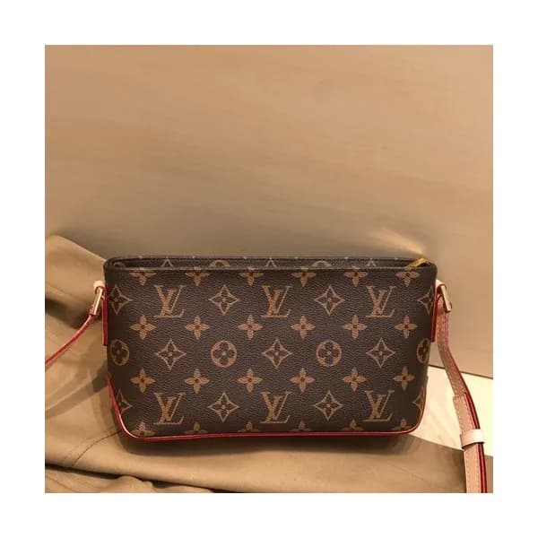 Louis Vuitton 2019 Monogram Canvas Shoudler Bag ,2…