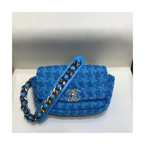 Chanel 2019 Women Hip Sack Belt Bag ,17CM - 샤넬 201… - 1