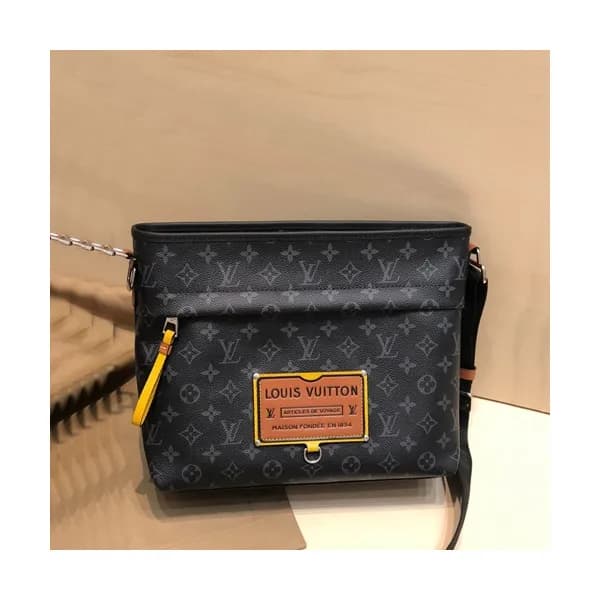 Louis Vuitton 2020 Messenger Shoulder Bag,30cm - 루… - 1
