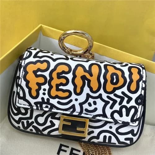 [펜디] Fendi 2020 Mini Leather Clutch Bag,11cm - 펜디 … - 1