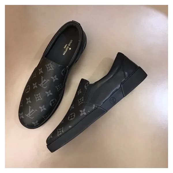 루이비통 남성 모노그램 블랙 로퍼 - Mens Black Loafer - lou04967x - 1