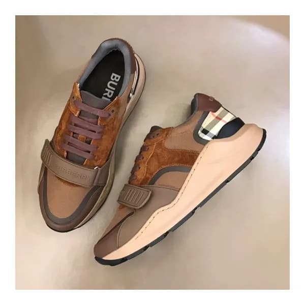 버버리 남성 벨크로 카멜 스니커즈 - Mens Camel Sneakers - bur0441… - 1