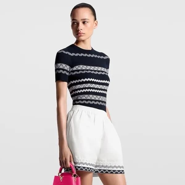 루이비통 여성 반팔 티셔츠 - Louis vuitton Womens Round Tshirt… - 1