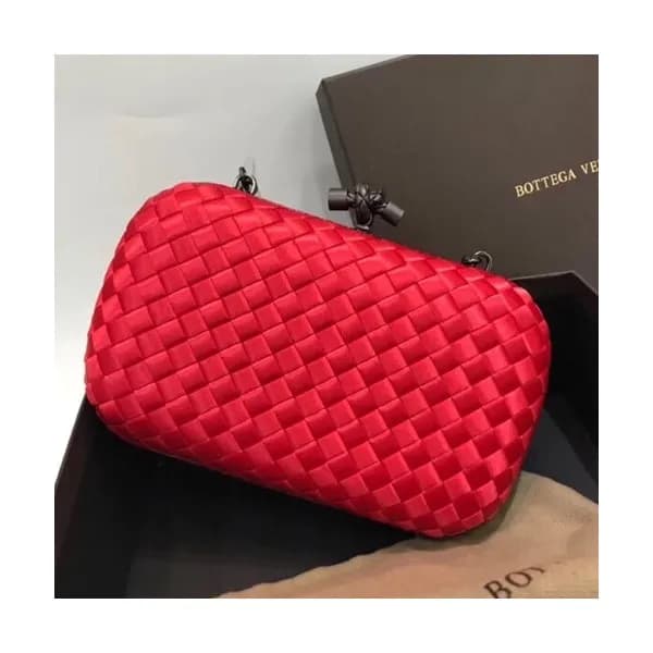 Bottega Veneta Red Chain Shoulder Cross Bag,20cm -… - 1