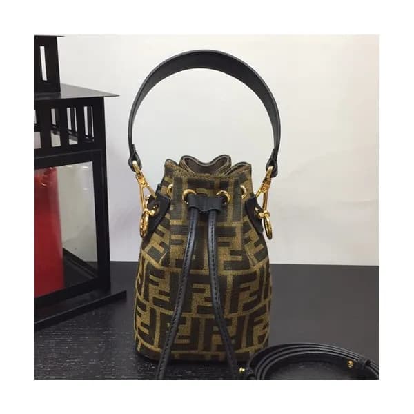 Fendi 2019 Mon Tresor Bucket Tote Shoulder Bag ,18… - 1