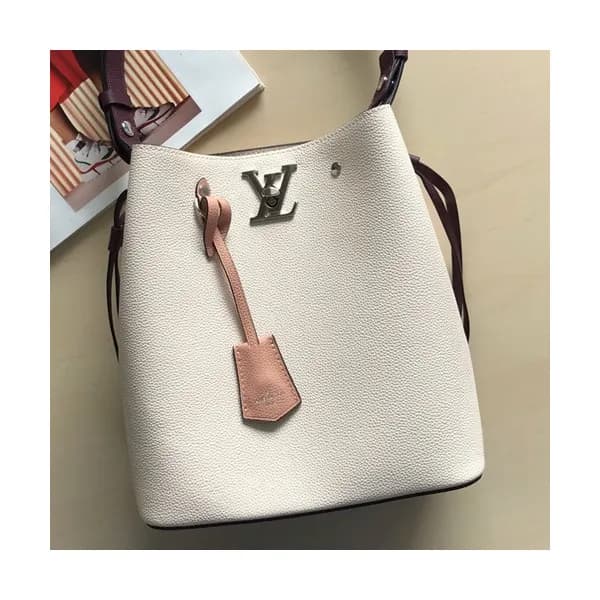 Louis Viutton 2019 Lock Me Bucket Shouder Bag ,27c… - 1