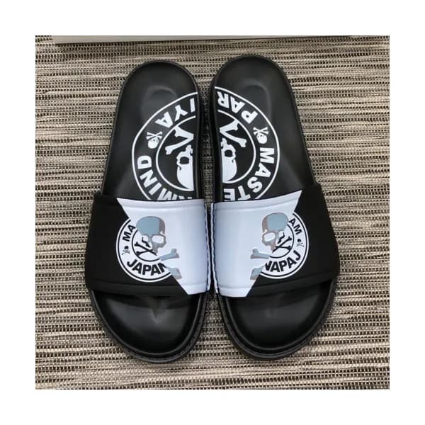 Mastermind 2019 Mens Skull Logo Leather Slipper - … - 1