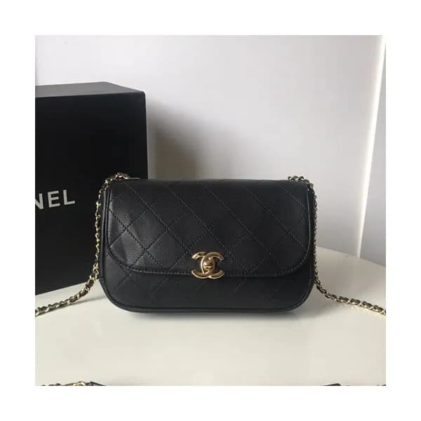 Chanel 2019 Chain Shoulder Cross Bag ,21CM - 샤넬 2… - 1