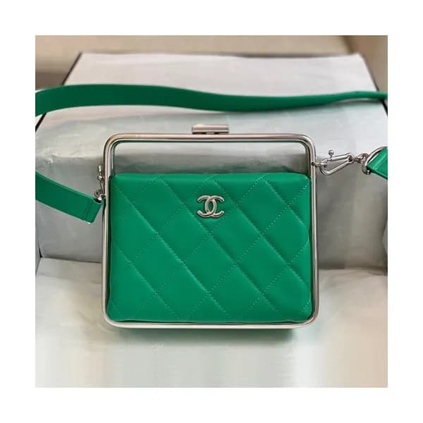 Chanel 2020 Leather Tote Shoulder Bag,19.5CM - 샤넬 … - 1