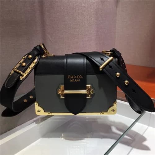 [프라다] Prada 2020 Women's Leather Shoulder Bag,… - 1