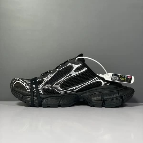 발렌시아가 남/녀 블랙 블로퍼 - Balenciaga Unisex Black Blopper… - 1