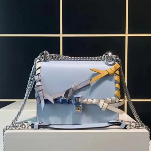 Fendi Kan I Piccola Chain Shoulder Bag ,19CM - 펜디 … - 1