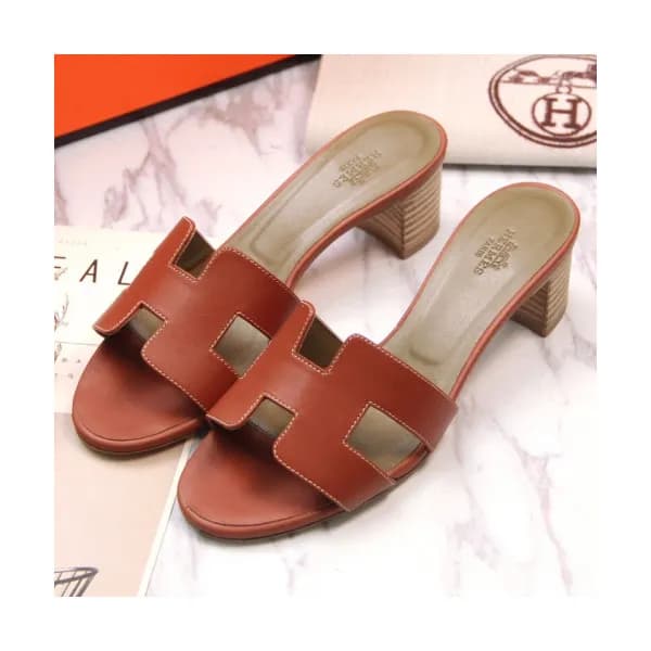 Hermes 2019 Ladies Oasis Middle-heel Leather Sanda… - 1