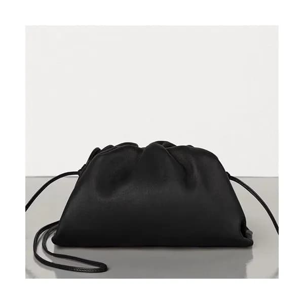 Bottega Veneta 2019 The Pouch Bag / Shoulder Bag,2… - 1