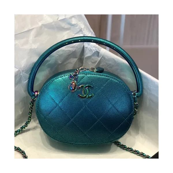 Chanel 2019 Leather Tote Shoulder Bag ,17CM - 샤넬 2… - 1