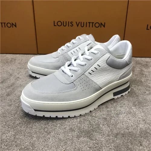 Louis Vuitton 2020 Men's Leather Sneakers - 루이… - 1