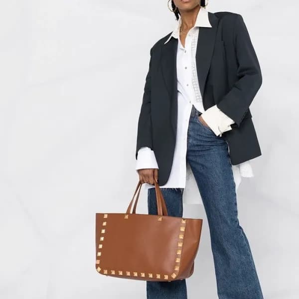 발렌티노 여성 카멜 쇼퍼백 - Valentino Womens Camel Shopper Ba… - 1