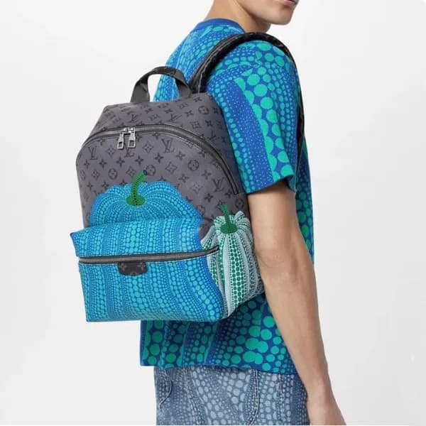 루이비통 남성 블랙 백팩 - Louis vuitton Mens Black Back Pack… - 1