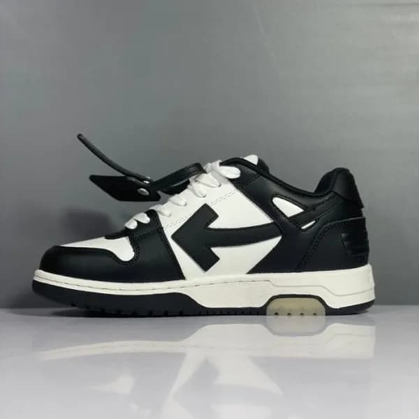 오프화이트 남/녀 시그니처 블랙 스니커즈 - Off-white Unisex Black Sn… - 1