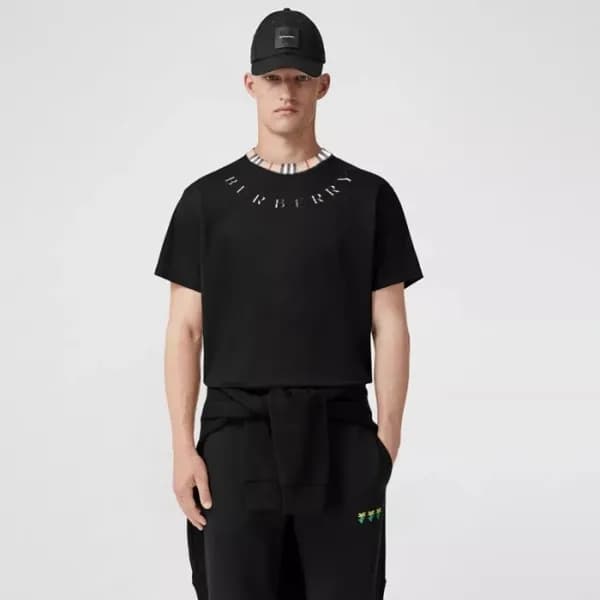 버버리 남/녀 블랙 반팔 티셔츠 - Burberry Unisex Black Tshirts … - 1
