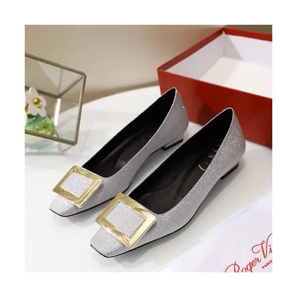 Roger Vivier 2019 Ladies Leather Flat Shoes - 로저비비… - 1
