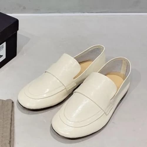 Bottega Veneta 2021 Women's Leather Loafer - 보… - 1