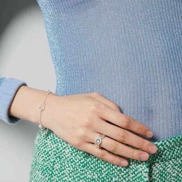 구찌 여성 화이트 골드 팔찌 - Gucci Womens White Gold Bangle -… - 1