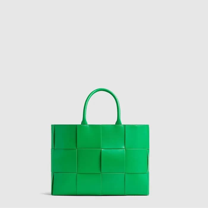 보테가 베네타 남성 아르코 토트백 - Bottega veneta Mens Green Tot… - 1