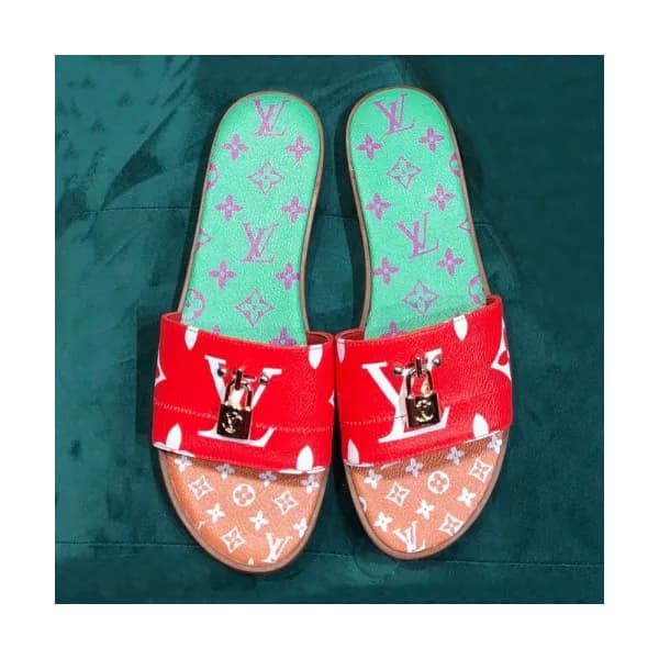 Louis Vuitton 2019 Womens Initial Logo Lock it Sli… - 1