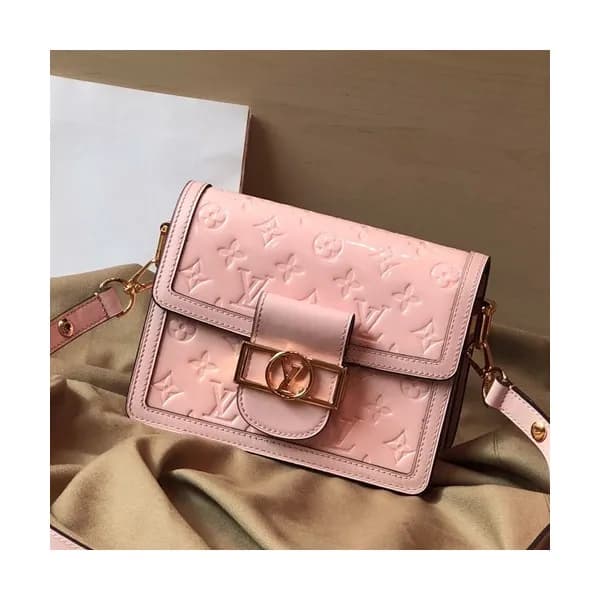 Louis Vuitton 2019 Dauphine Shoulder Bag,20cm - 루이… - 1