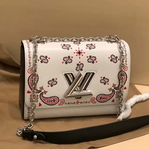 Louis Vuitton 2019 Leather Twist Shouder Bag,23cm … - 1