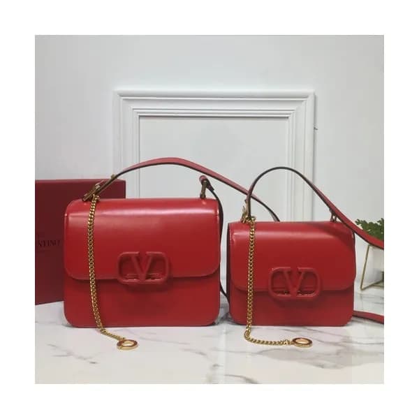Valentino 2019 Leather Garavani Vsling Shoudler Cr… - 1