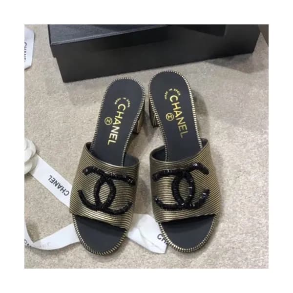 Chanel 2019 Ladies Leather Middle Heel Slipper - 샤… - 1