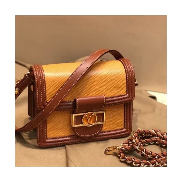 Louis Vuitton 2019 Dauphine Epi Leather Shoulder B… - 1
